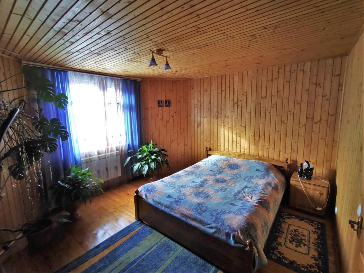 Guesthouse U Dida Viktora Iaremcea Exterior foto
